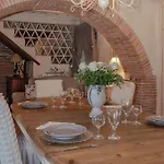 Sii Felice Villa Buti