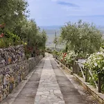 Sii Felice Villa